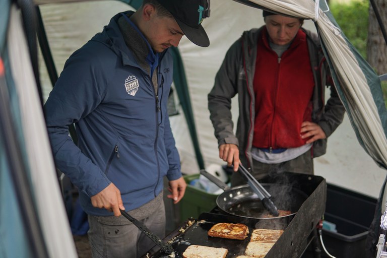 Each day on a Volunteer Vacation starts with a delicious breakfast. Photo by Britt Le. 