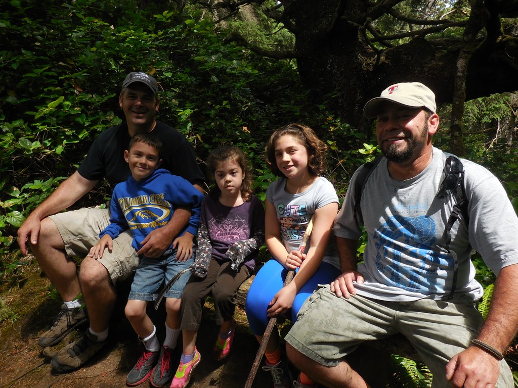 family at cape d_amishgirl.jpeg family at cape d_amishgirl.jpeg