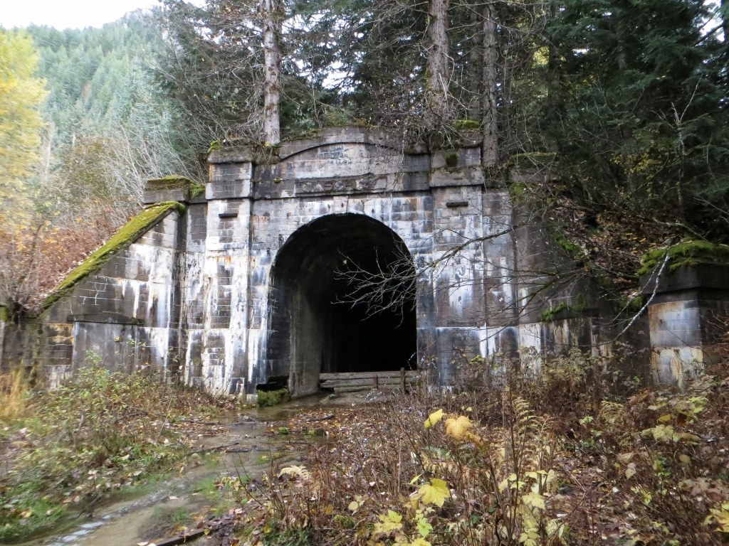 Wellington Ghost Town-10.26.2016-Old Rod.jpeg