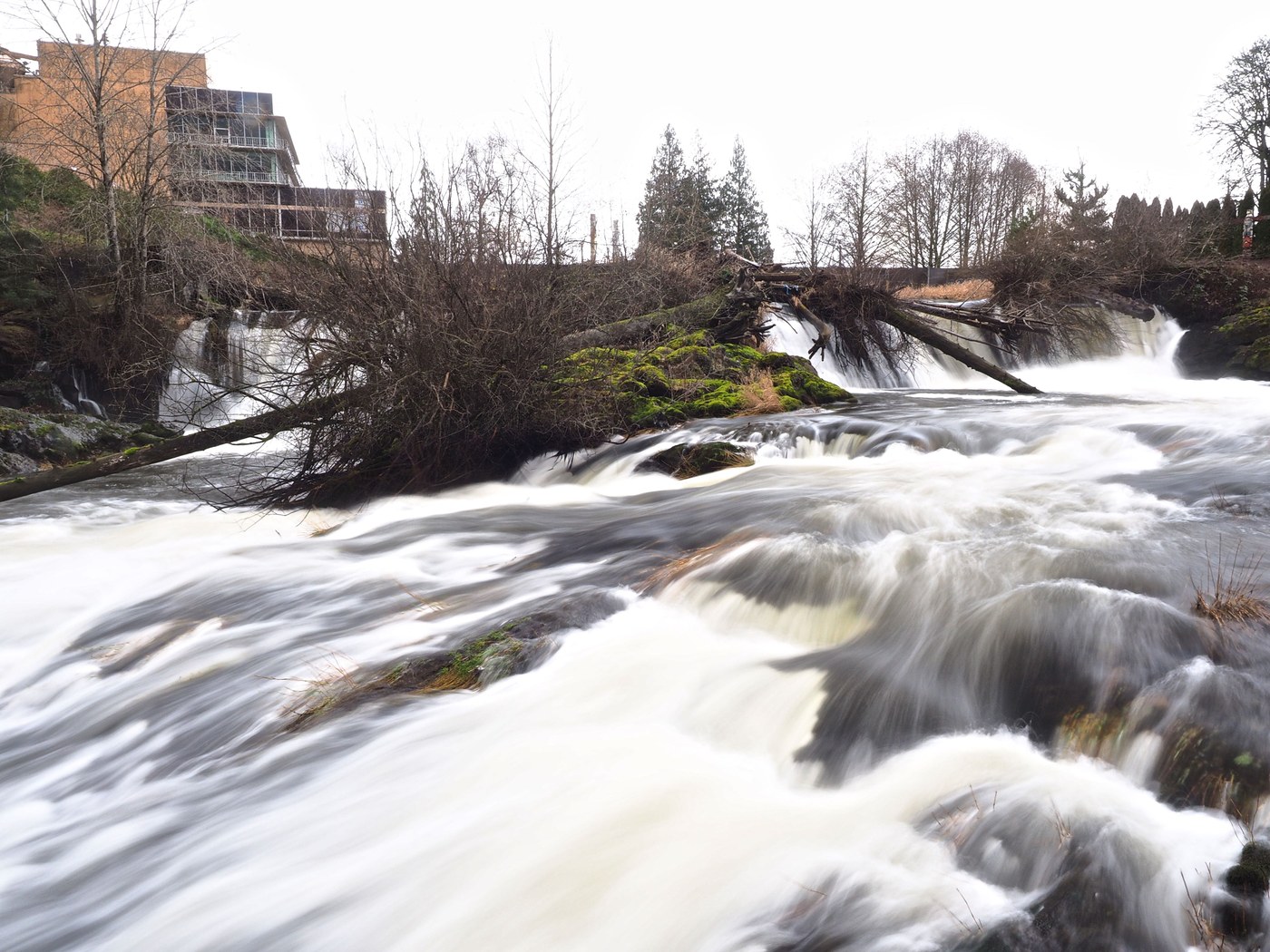 This urban park offers great views of these powerful falls. Photo by Bob and Barb. 