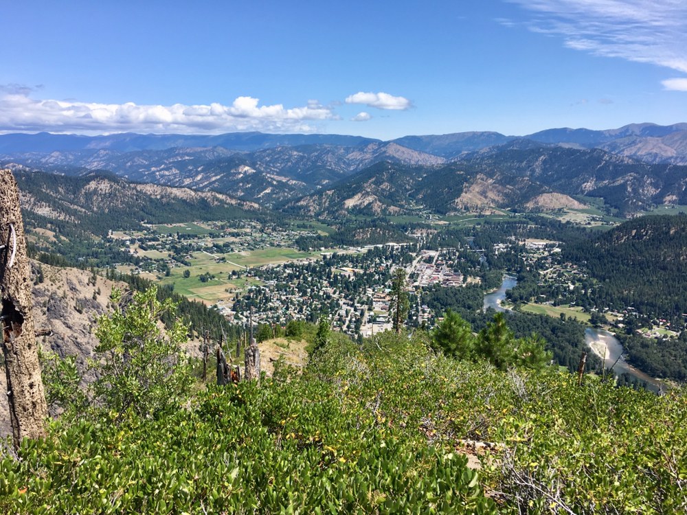 Icicle Ridge. Photo by Taisa.jpeg