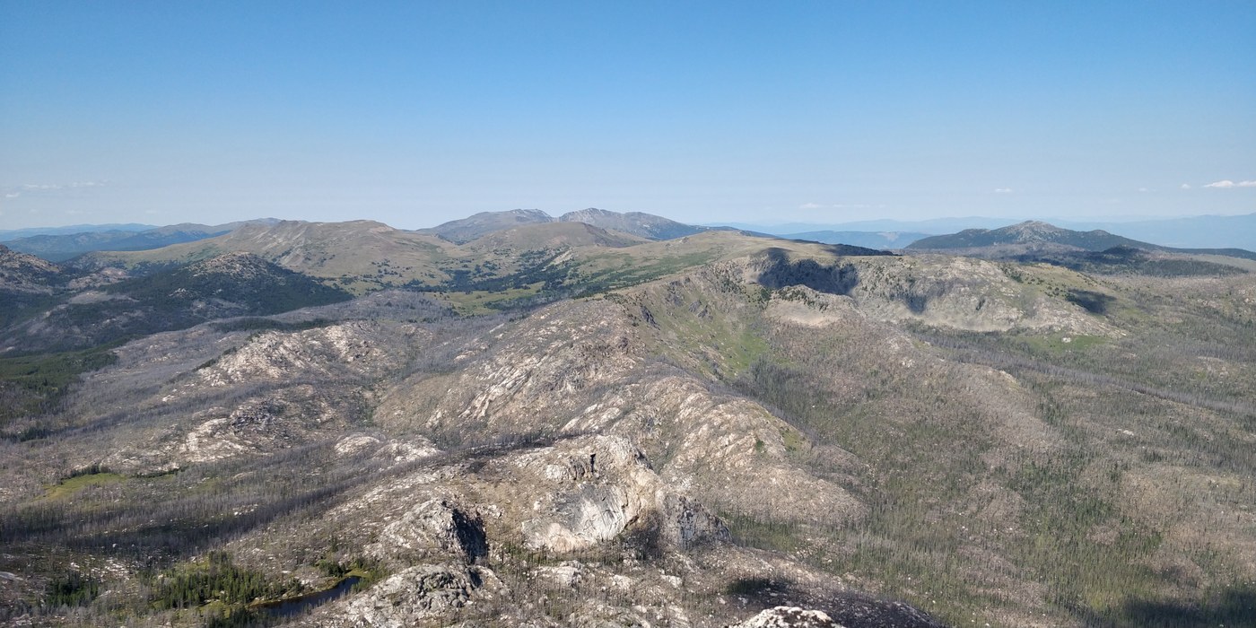 View of Horseshoe Basin from Windy Peak. Photo by MoonFighter