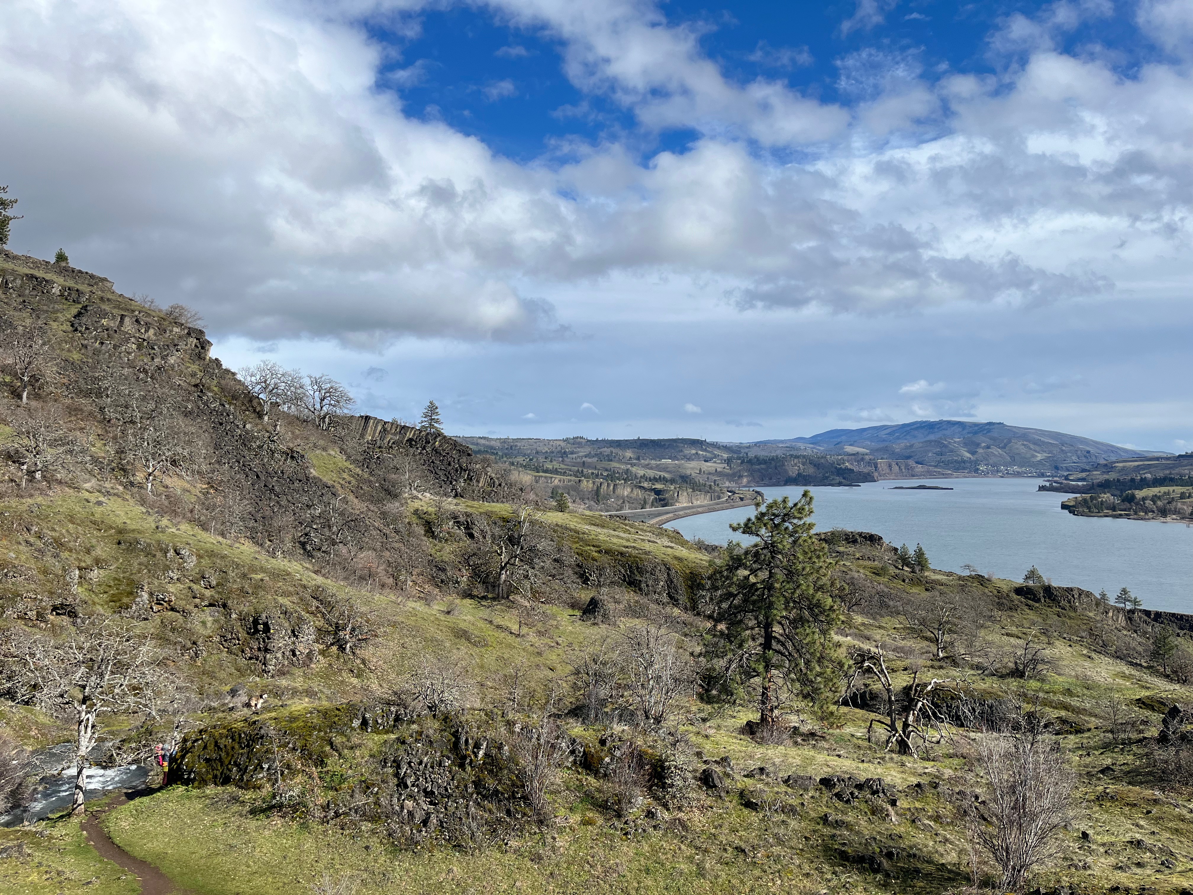View from the trail at Coyote Wall - The Labyrinth Loop. Photo by squirrely_monster.