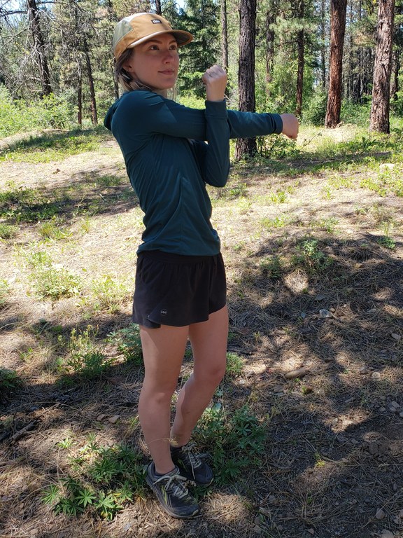 upper arm stretch diagonal.jpg