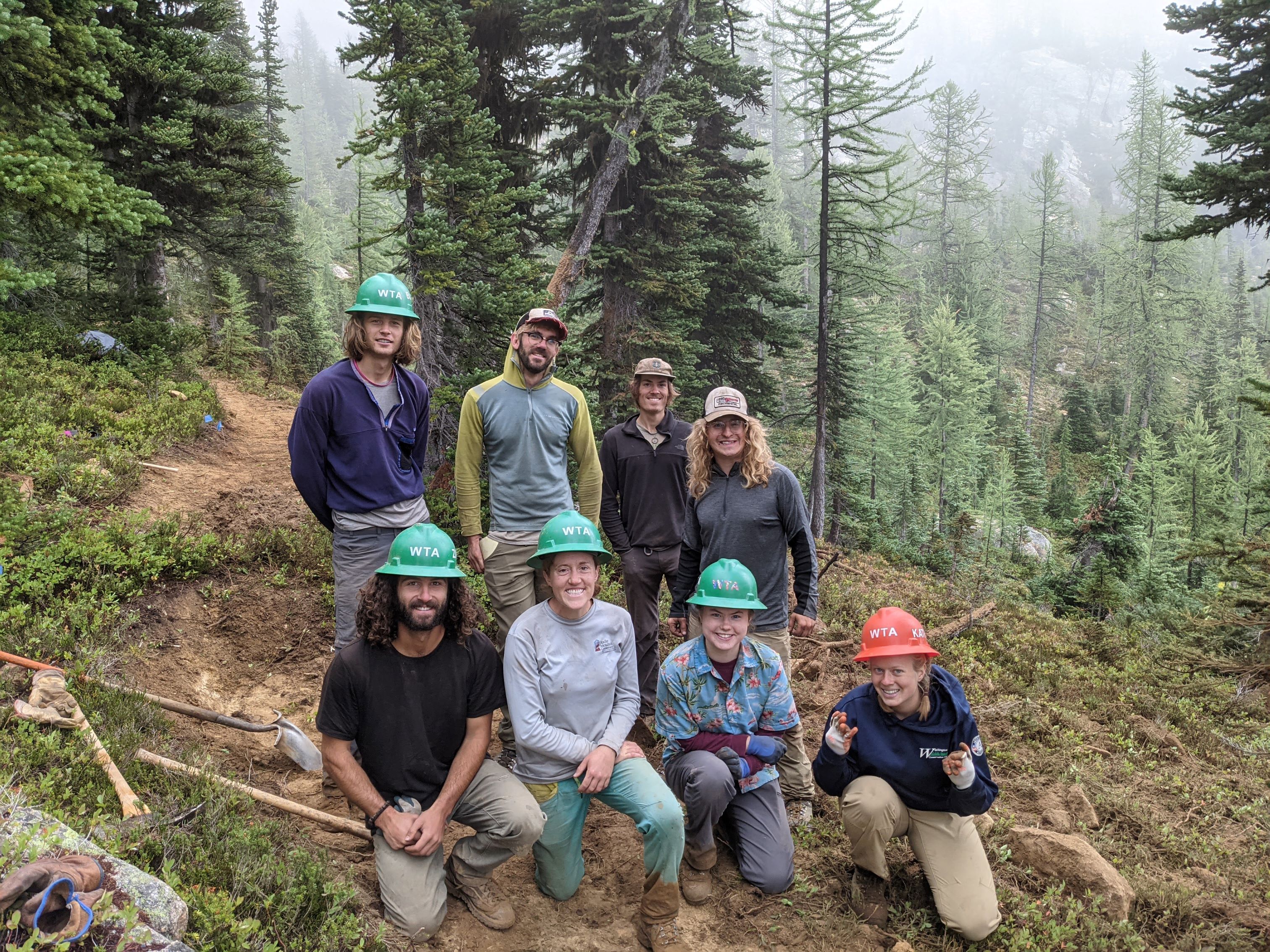 Group photo of WTA's backcountry pro crew, with Anna and Kat. Photo by Zachary Toliver.