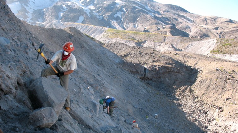 Loowit Trail. Photo by Ryan Ojerio.