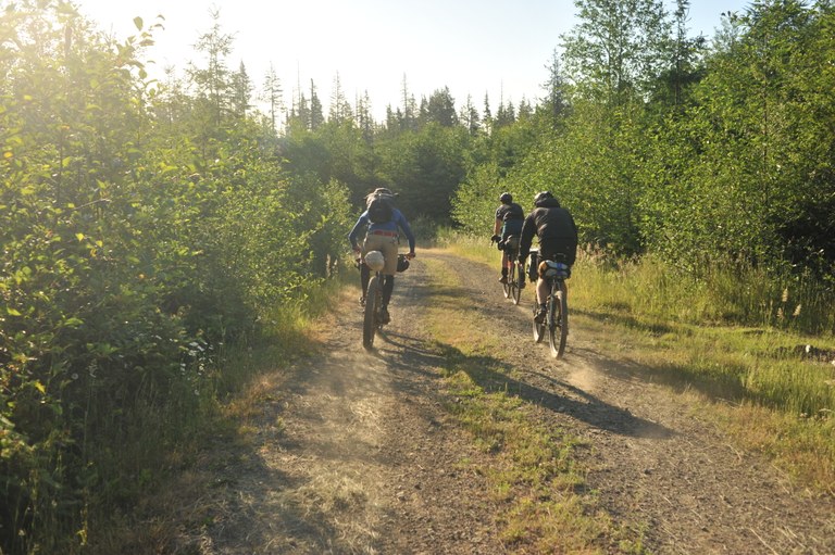 G.jpg Bikepacking on road.