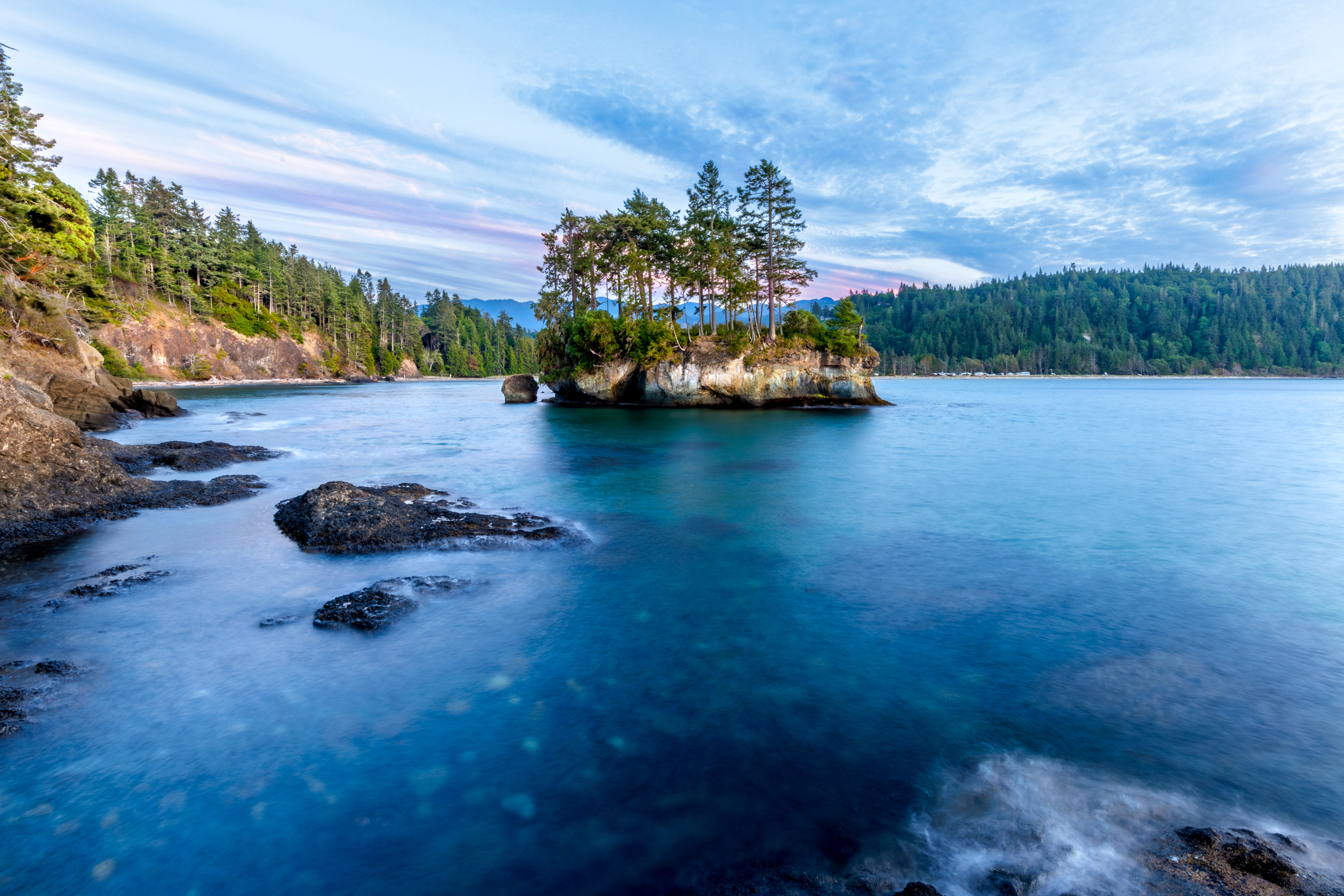 A view from the water at Salt Creek Recreation Area. Photo by Jeff Cummings. 