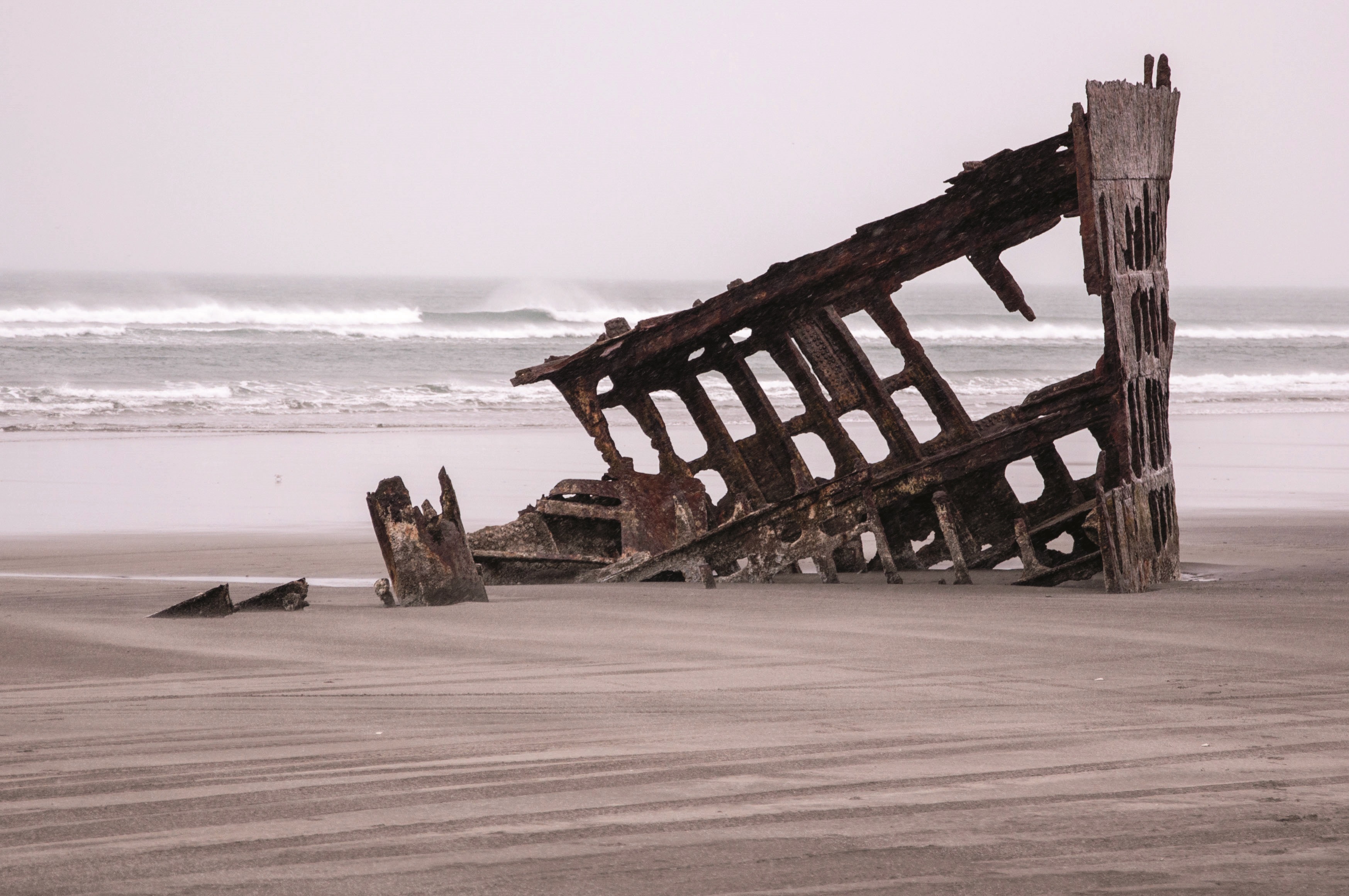 Fort Stevens_Peter Iredale (2).jpg
