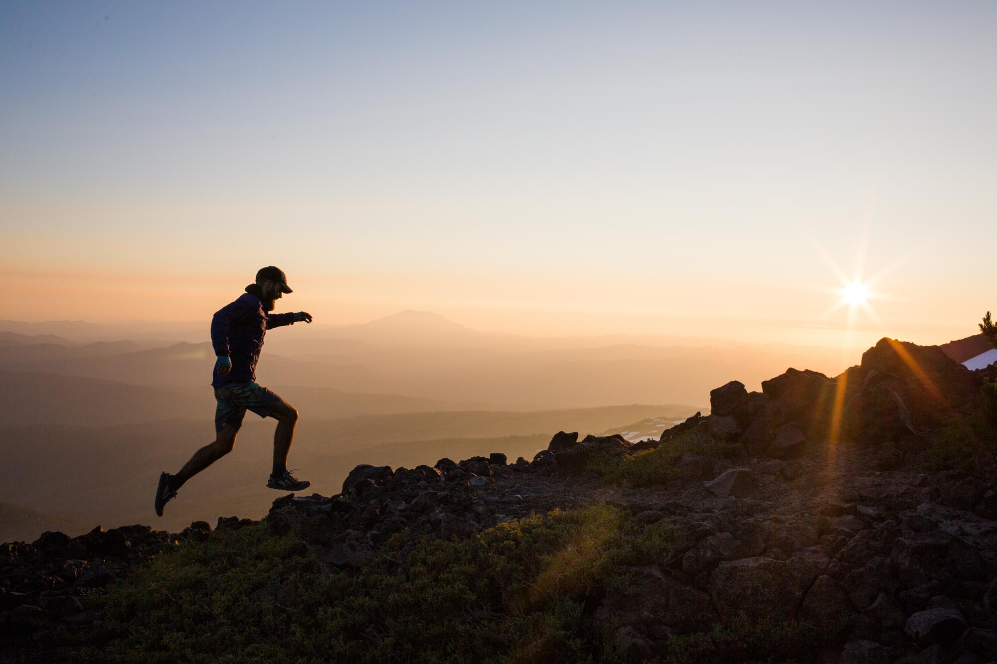 35830689913_59bd27dd17_o.jpg Sofia Jaramillo 1st Place Hikers in Action