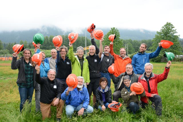 WTA's 2016 new volunteer assistant crew leaders, including our very own Karen Daubert.