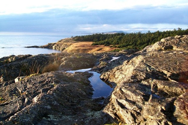 Iceberg Point. Photo by treeana.