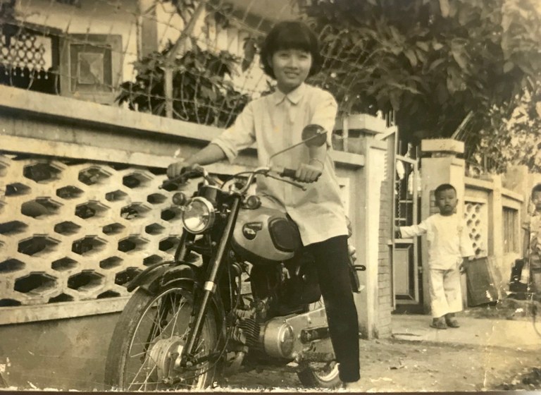 Britt Lê's mom at 16