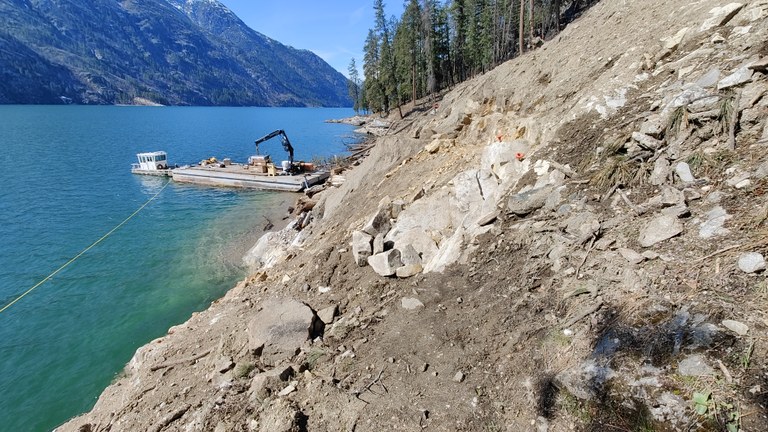 A National Park Service vessel does trail work along the Chelan Lakeshore Trail. Photo by trip reporter AsphodelMeadowlark52212.