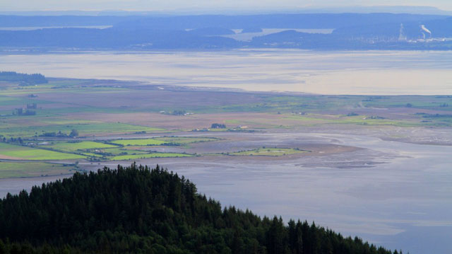 The sunset viewed from Oyster Dome, one of many trails on DNR-managed lands. Photo by parisrobin.