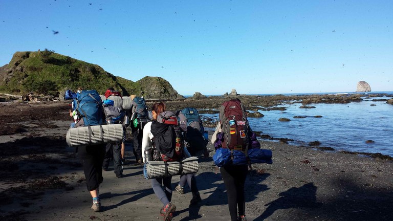 Highline High School and YETI backpacking on the coast. Photo by Sarah Ullmer. Highline High School and YETI backpacking trip to the Olympic coast. Photo by Sarah Ullmer.