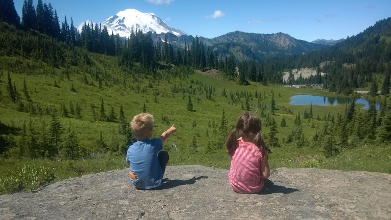 naches_Luke Thompson.jpg