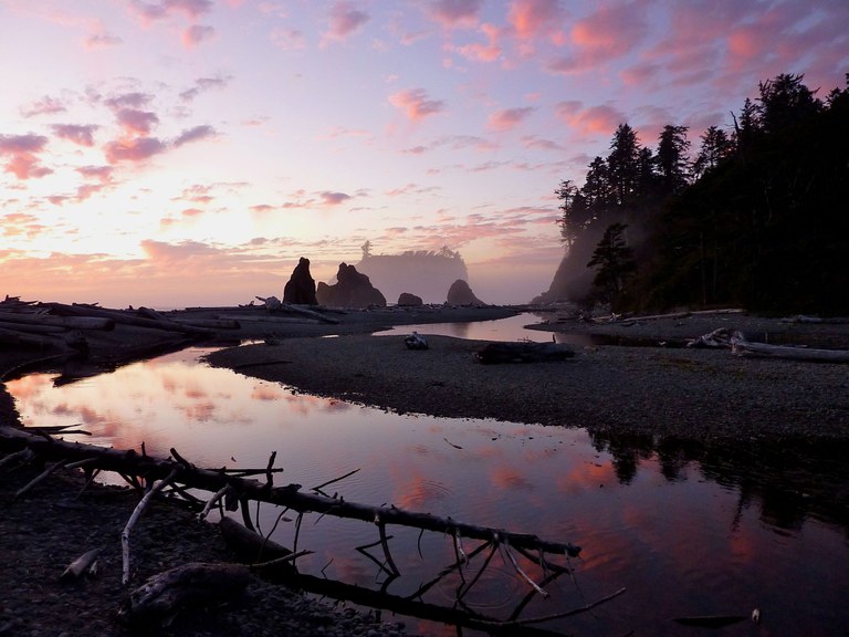 Ruby Beach by Ryan Thomas
