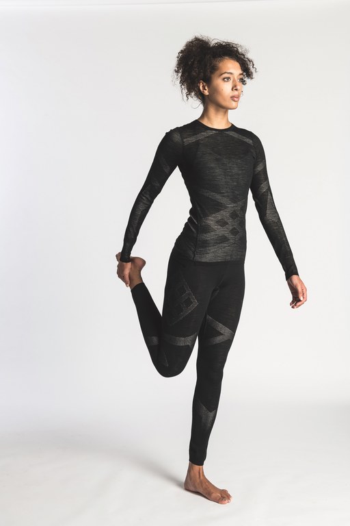Smartwool_Intraknit_200_Womens.jpg