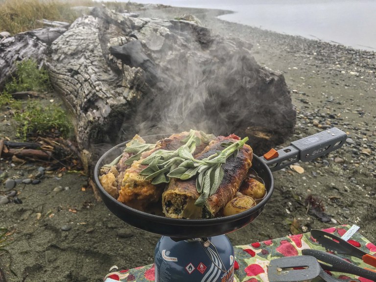 Another mouth-watering Thanksgiving Day meal by trip reporter Joe Hendricks. Another mouth-watering Thanksgiving Day meal by trip reporter Joe Hendricks.