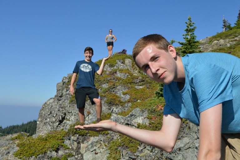 tolmie peak_eli dawson.jpg