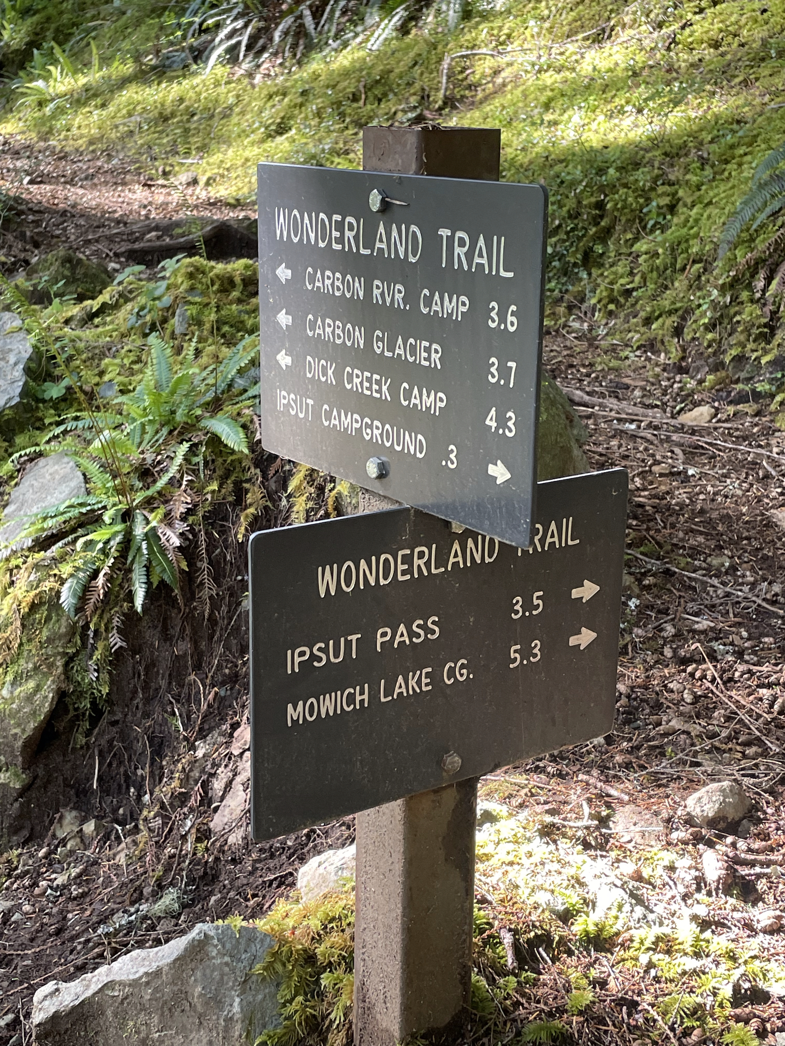 wonderland ipsut creek trail sign