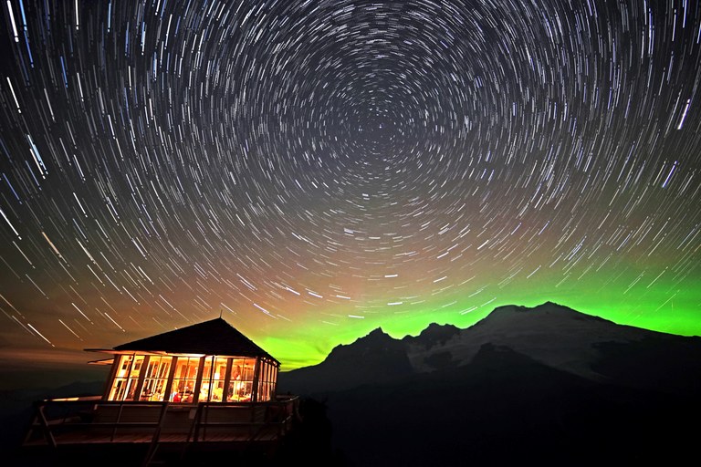 Park Butte Fire Lookout under the stars. Photo by Isaac Day.