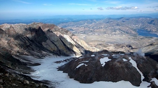 A summit view in August, 2014. Photo by AshGan. 