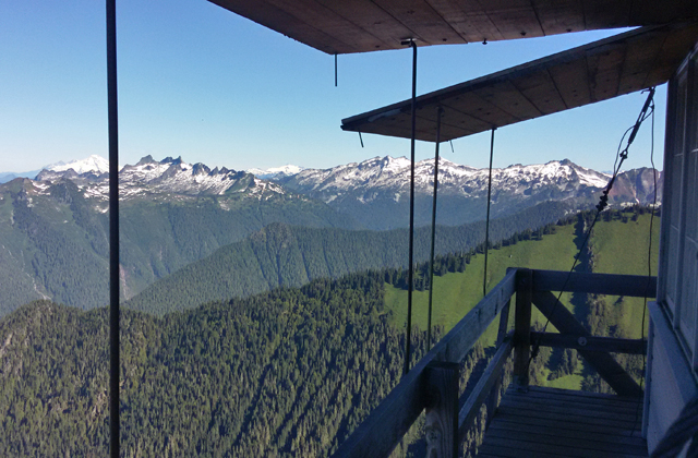 The view from the catwalk looking northeast from Green Mountain Lookout. Photo by Anna Roth. 