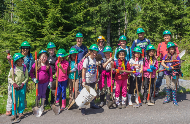 Girl Scouts volunteer group archana bhat The girls and their parents do volunteer work to learn the value of helping keep our public lands open. Photo by Archana Bhat.