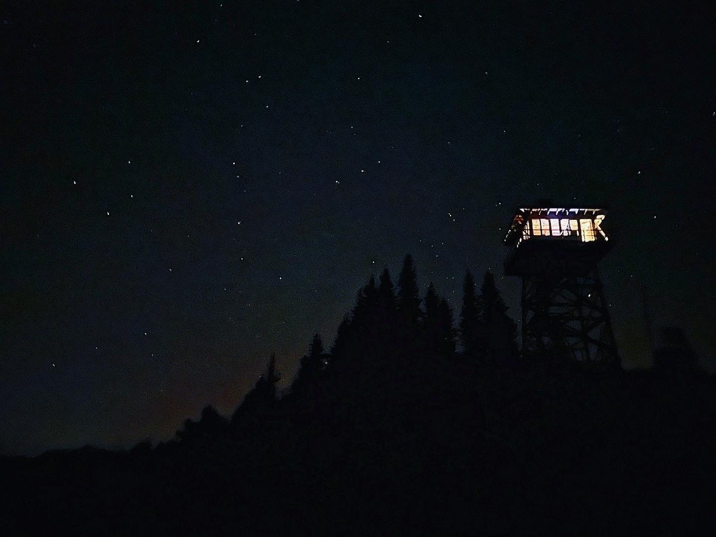 Lookout Mountain Lookout by ByRandomChance